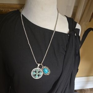 Elegant Silver and Turquoise Pendant Necklace